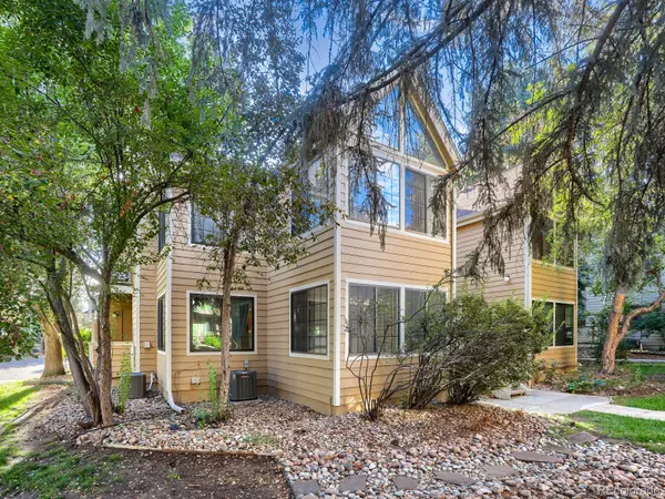 4819 White Rock CIR #E, Boulder, CO 80301