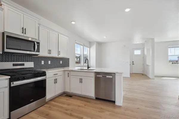 656 N Tempe ST, Aurora, CO 80018
