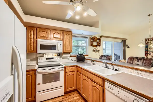 1121 Country Acres CT, Johnstown, CO 80534