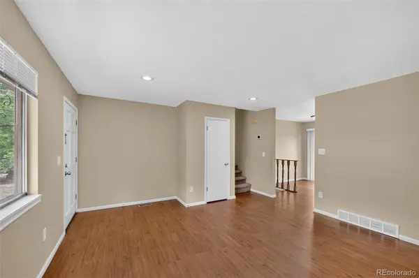 446 S Lima CIR, Aurora, CO 80012