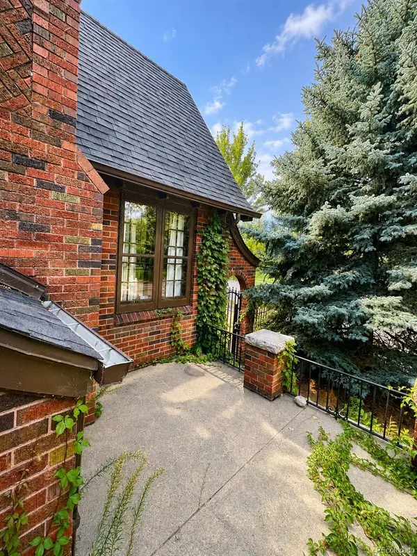 3356 W 46th AVE, Denver, CO 80211