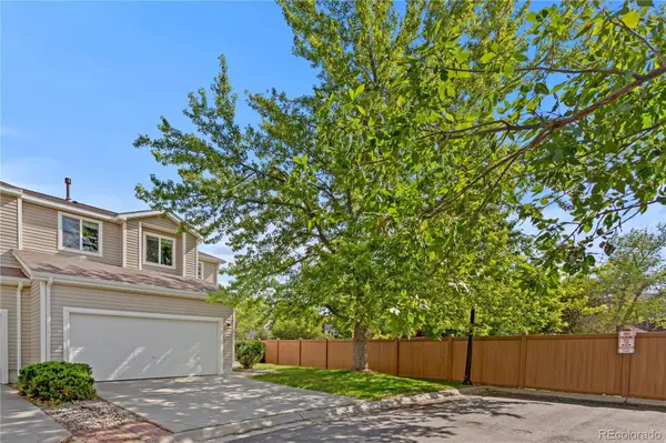 5569 S Quemoy CIR, Aurora, CO 80015