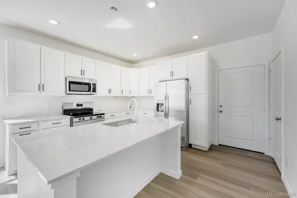 7659 S Mobile WAY, Centennial, CO 80016
