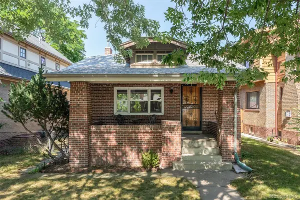 851 S Vine ST, Denver, CO 80209
