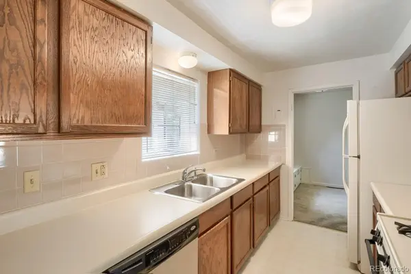 7220 E 4th AVE, Denver, CO 80220