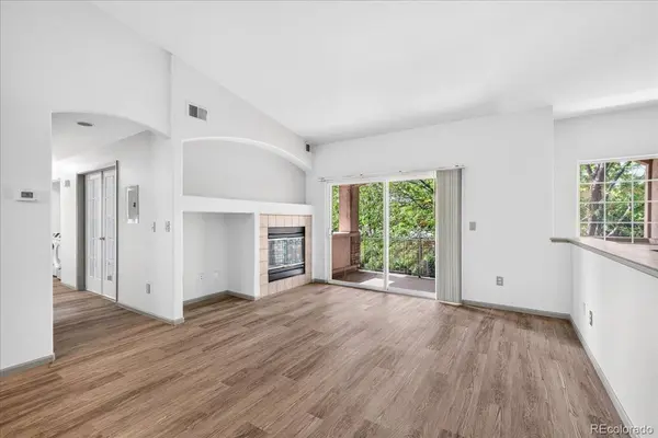 1703 Whitehall DR #10B, Longmont, CO 80504