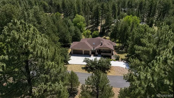 7524 Engineers CT, Larkspur, CO 80118
