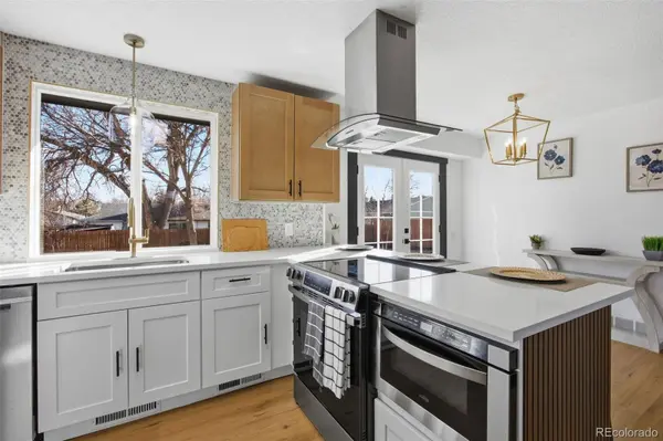 6172 W 68th AVE, Arvada, CO 80003