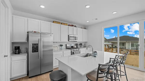 24770 E 39th AVE, Aurora, CO 80019