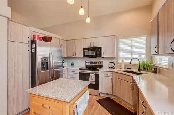 1196 S Boston ST, Denver, CO 80247