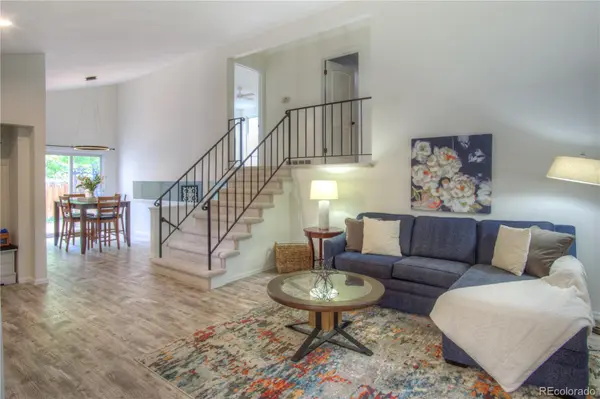 8707 W Glasgow PL, Littleton, CO 80128
