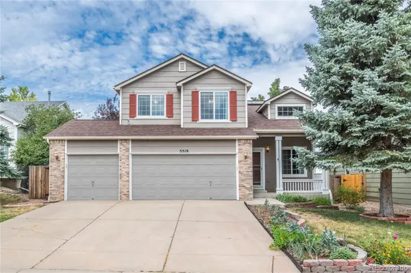 5519 S Versailles ST, Aurora, CO 80015
