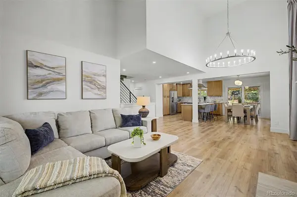 6423 E Long CIR, Englewood, CO 80112