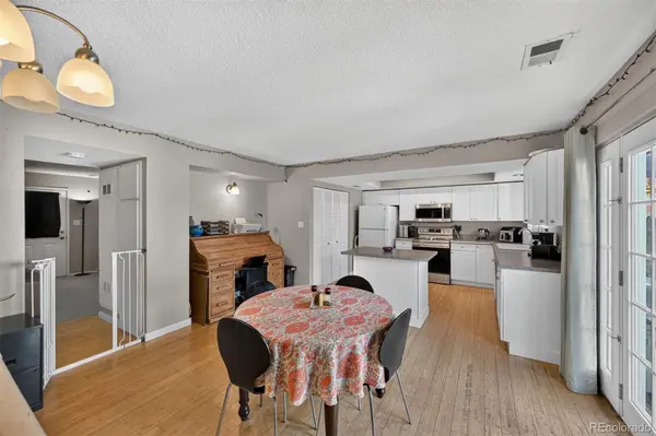 614 S Xenon CT, Lakewood, CO 80228