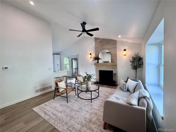 9633 W Elmhurst PL, Littleton, CO 80128
