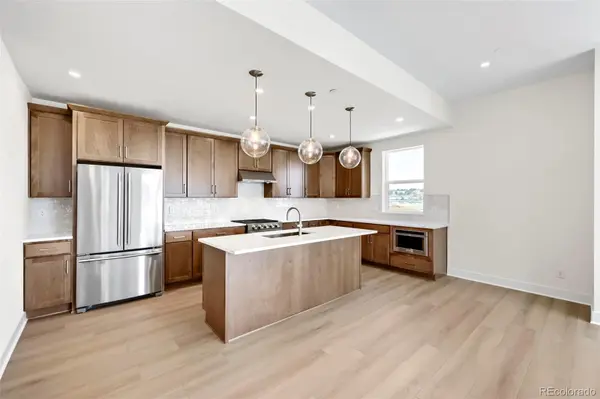3431 W Elmhurst PL, Littleton, CO 80120