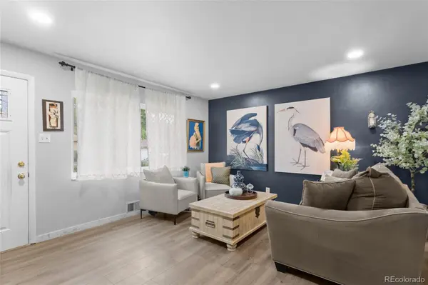 6487 Independence WAY, Arvada, CO 80004