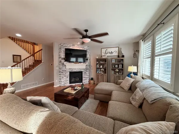6934 S Fultondale CIR, Aurora, CO 80016