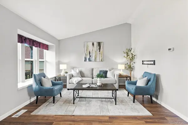 9427 W Nichols PL, Littleton, CO 80128
