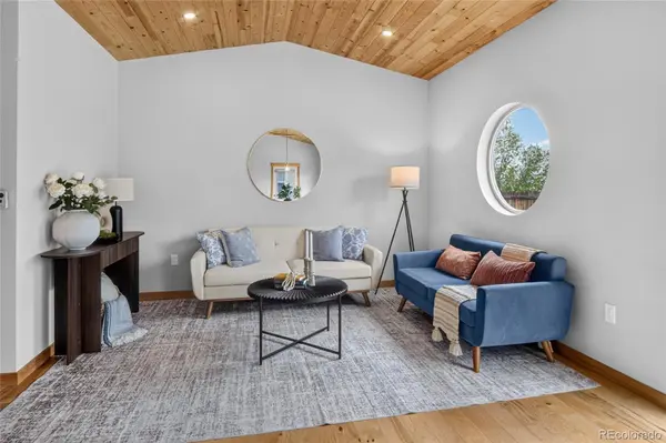 102 Grouse RD, Buena Vista, CO 81211