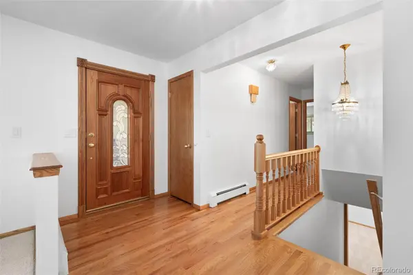 7296 S Chase CT, Littleton, CO 80128