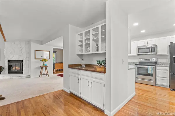 6408 S Glencoe CT, Centennial, CO 80121