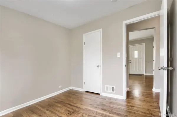 1704 W Crestline AVE, Littleton, CO 80120