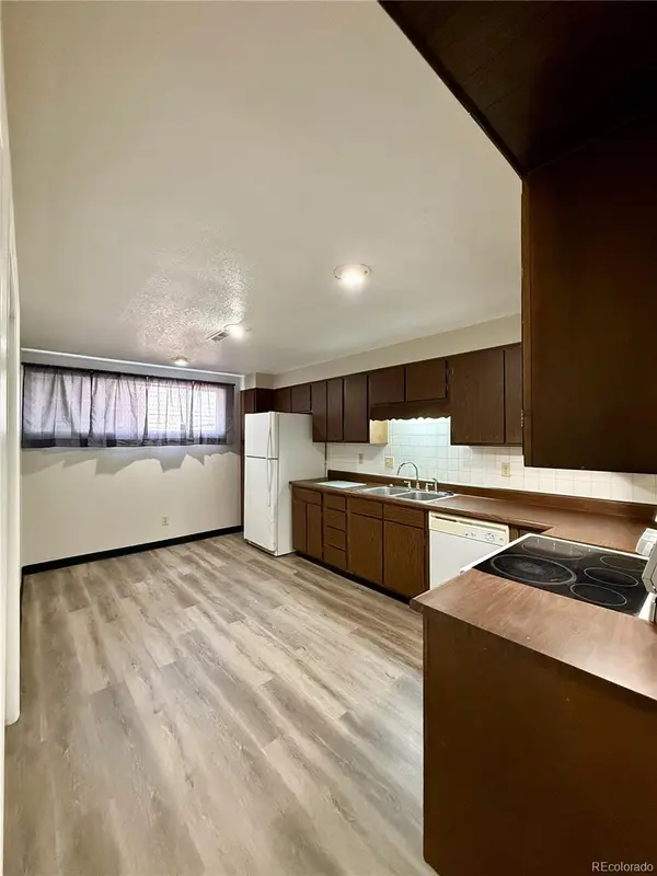 1183 Clinton ST, Aurora, CO 80010