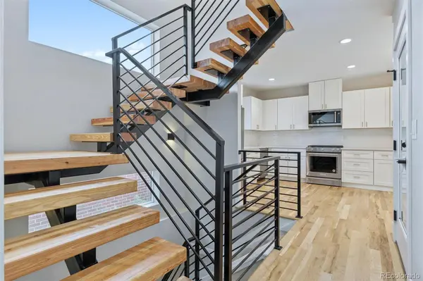 2147 S Bellaire ST, Denver, CO 80222