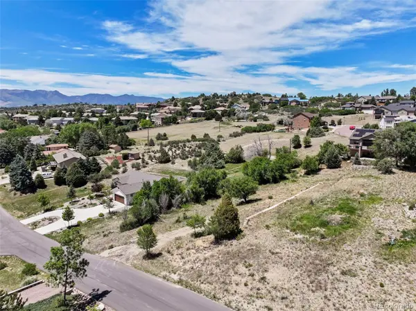 4640 Emerald DR, Colorado Springs, CO 80918