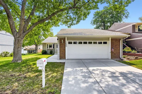 7496 W Cedar CIR, Lakewood, CO 80226
