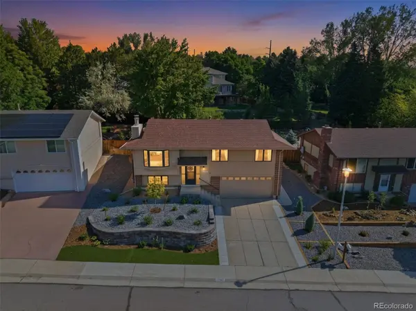 11707 W Jewell DR, Lakewood, CO 80228