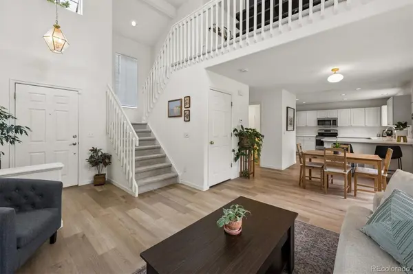 9659 Queenscliffe DR, Highlands Ranch, CO 80130