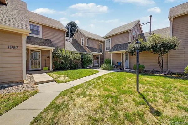 1955 S Xanadu WAY, Aurora, CO 80014