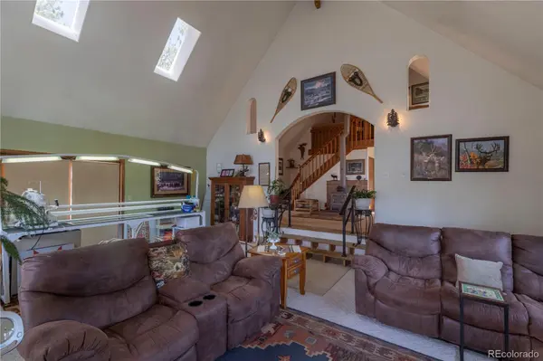 187 Arrowrock CIR, Florissant, CO 80816