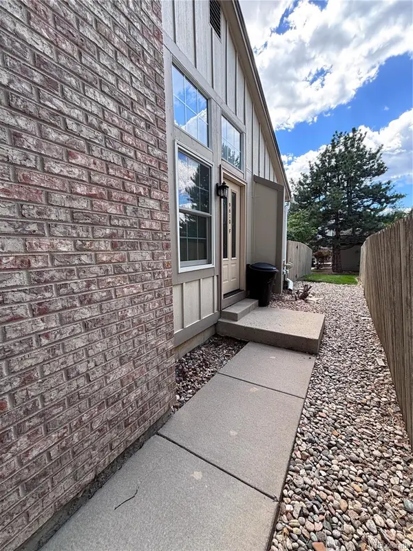 9610 W Chatfield AVE #F, Littleton, CO 80128