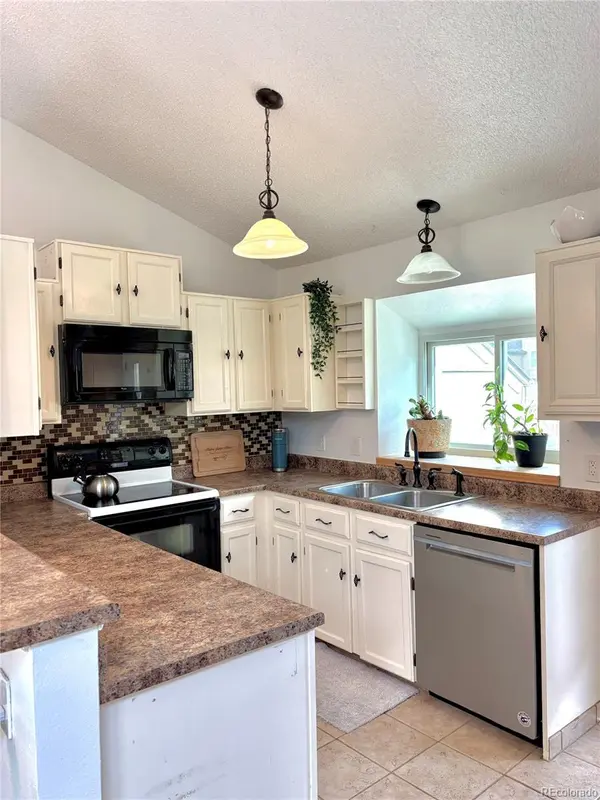 9610 W Chatfield AVE #F, Littleton, CO 80128