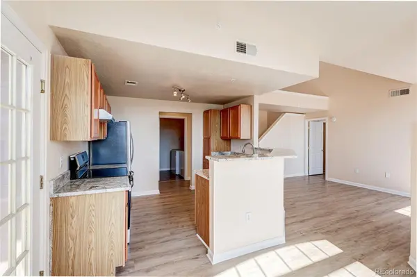 7440 S Blackhawk ST #4-208, Englewood, CO 80112