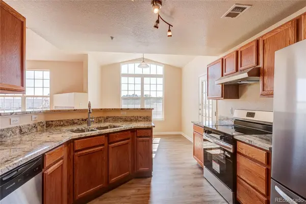 7440 S Blackhawk ST #4-208, Englewood, CO 80112