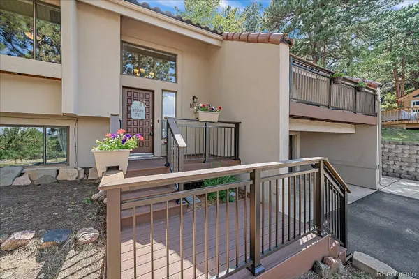 1013 Arrow Wood DR, Golden, CO 80401