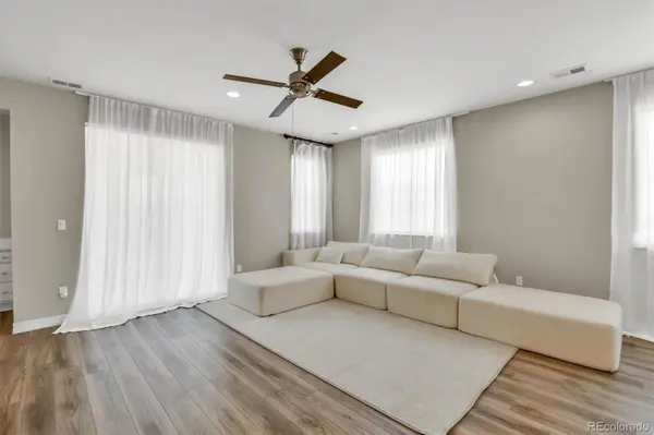 257 S Scottsburg CT, Aurora, CO 80018