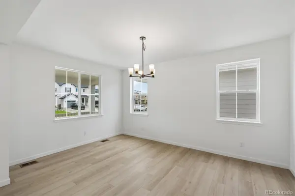 5696 Wayfarer CIR, Firestone, CO 80504