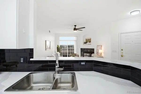7440 S Blackhawk ST #11-204, Englewood, CO 80112