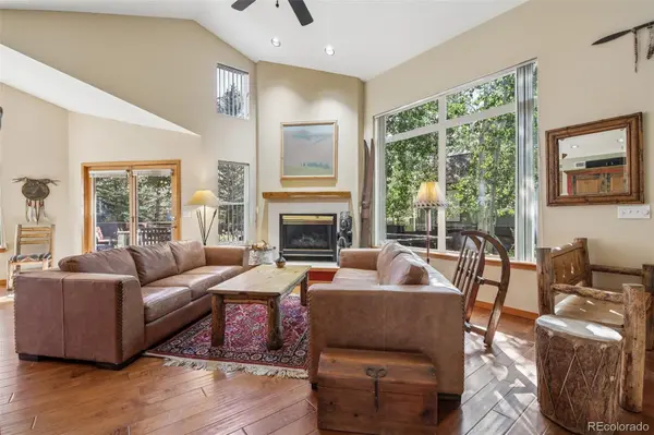 102 Blue Grouse LN, Silverthorne, CO 80498