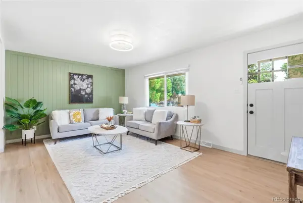 383 S Robb WAY, Lakewood, CO 80226