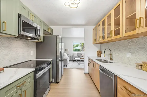 383 S Robb WAY, Lakewood, CO 80226