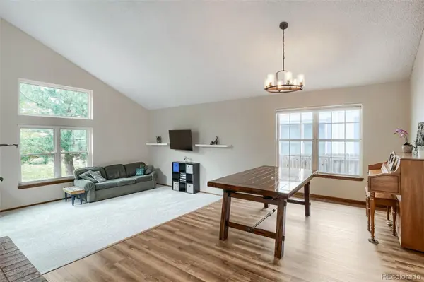7706 S Curtice CIR, Littleton, CO 80120