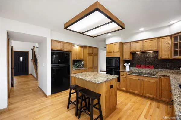 1104 Ridgeview CIR, Broomfield, CO 80020