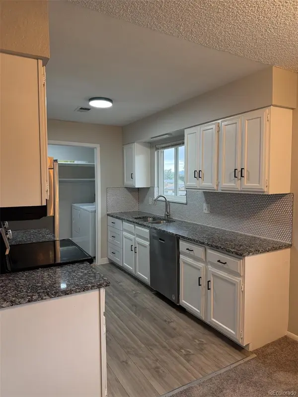 9778 Appletree PL, Denver, CO 80260