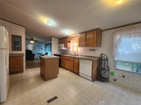 1400 S Collyer ST, Longmont, CO 80501